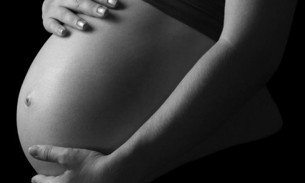 Γαλλία: Μείωση 13% στις γεννήσεις λόγω κορονοϊού